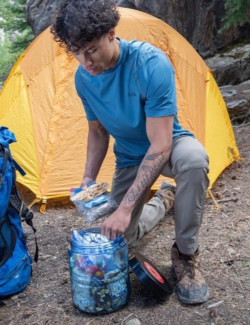 Bear Vault 475 Trek 9.3L - not applicable 1