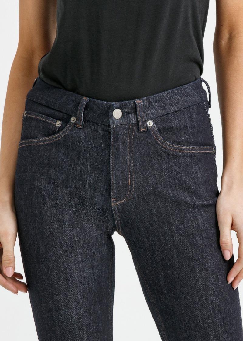 Performance Denim, Skinny, 28" Inseam - Womens - heritage rinse 1