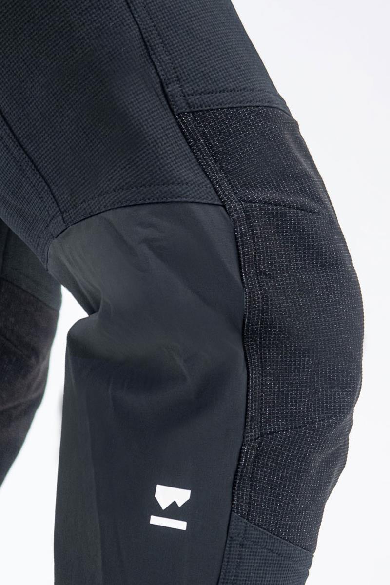 Momentum Bike Pants - Mens - Black 7