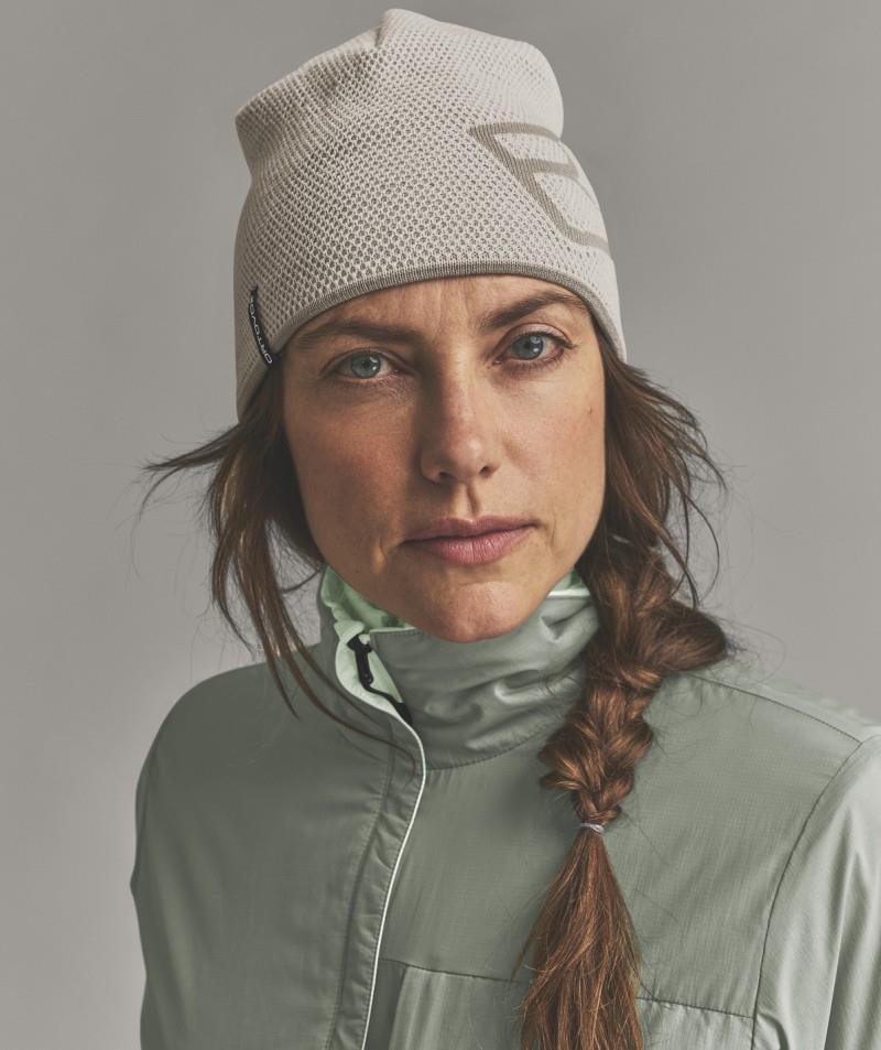 Merino Logo Knit Beanie - white tea 1