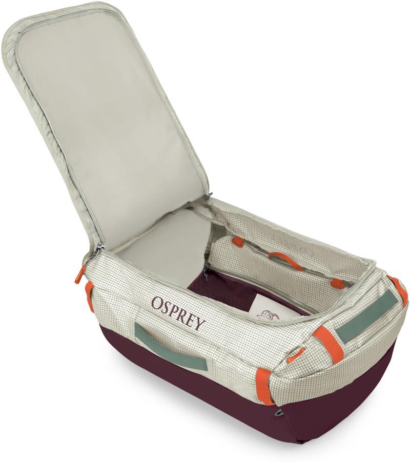 Transporter Duffel 65 - mystery white / moody burgundy 1