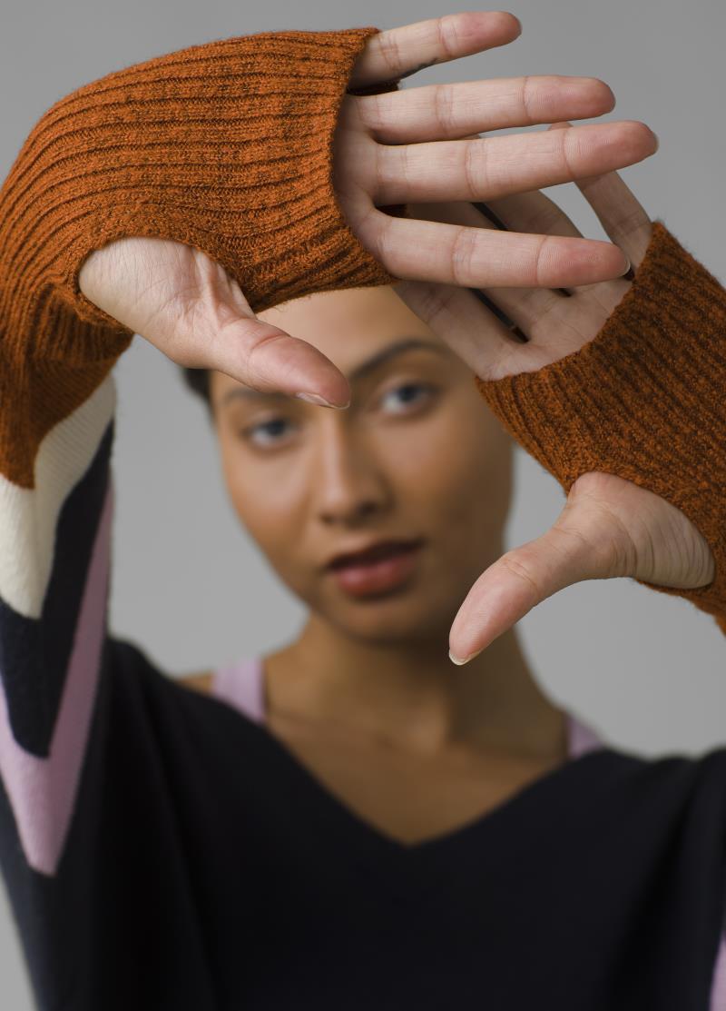 Norfolk Sweater - Womens - gingerbread 1