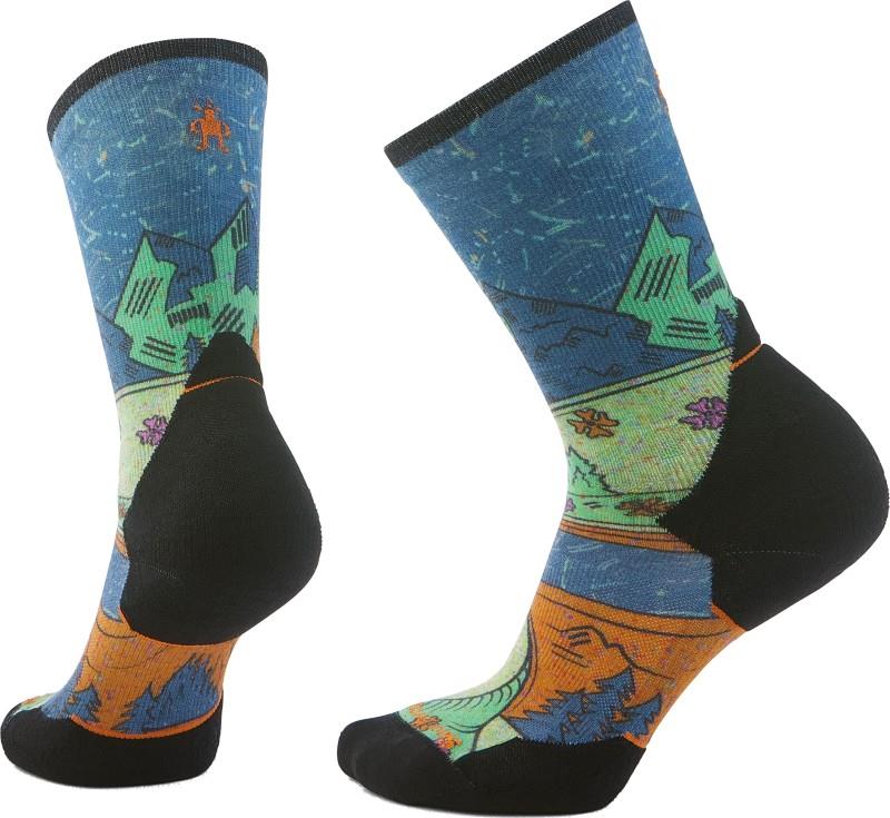 Trail Run Targeted Cushion Mountain Print Crew Socks - Womens - twilight blue 1