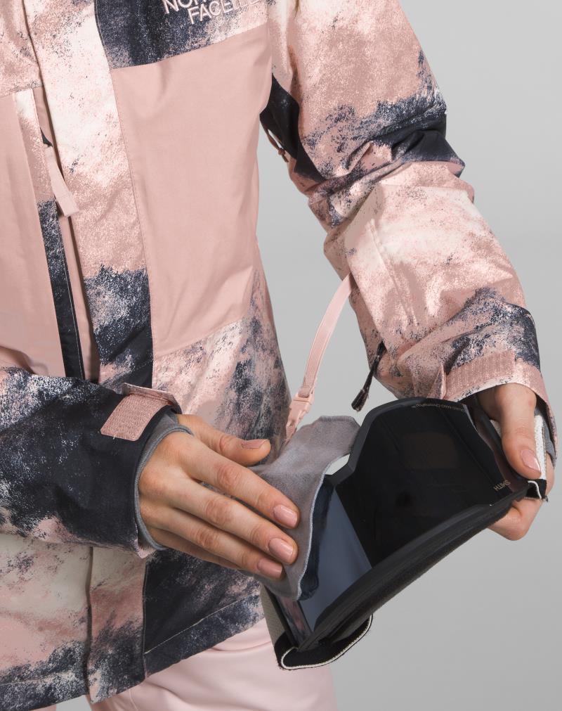 Freedom Insulated Jacket - Womens - Pink Moss Faded Dye Camo Print 6
