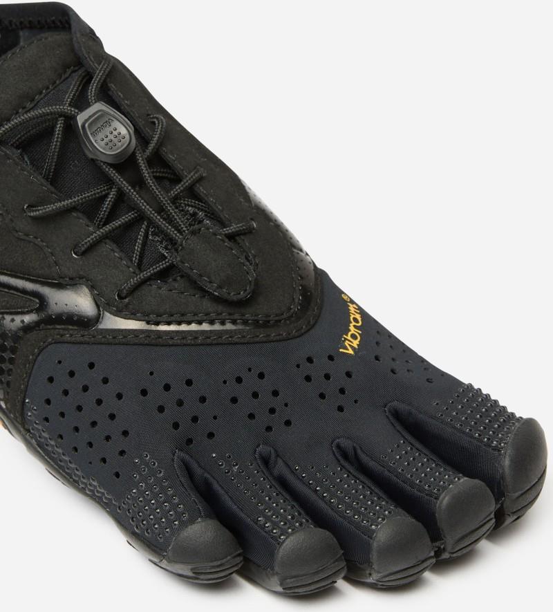 V-Run - Womens - total black 1