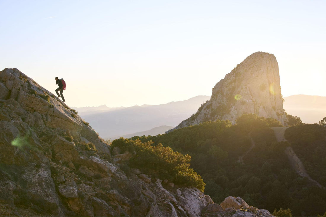 7 Best Arc'teryx Hiking Pants for Peak Trail Performance