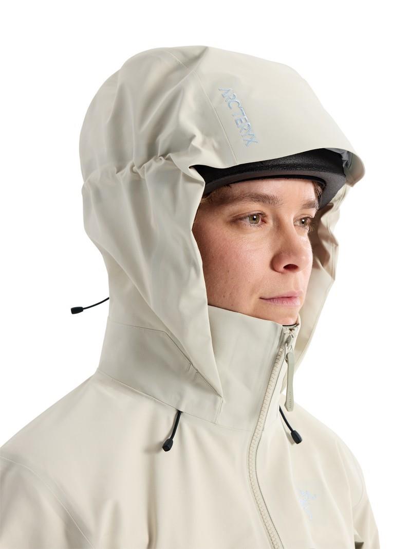 Beta AR Jacket - Womens - headwaters 1