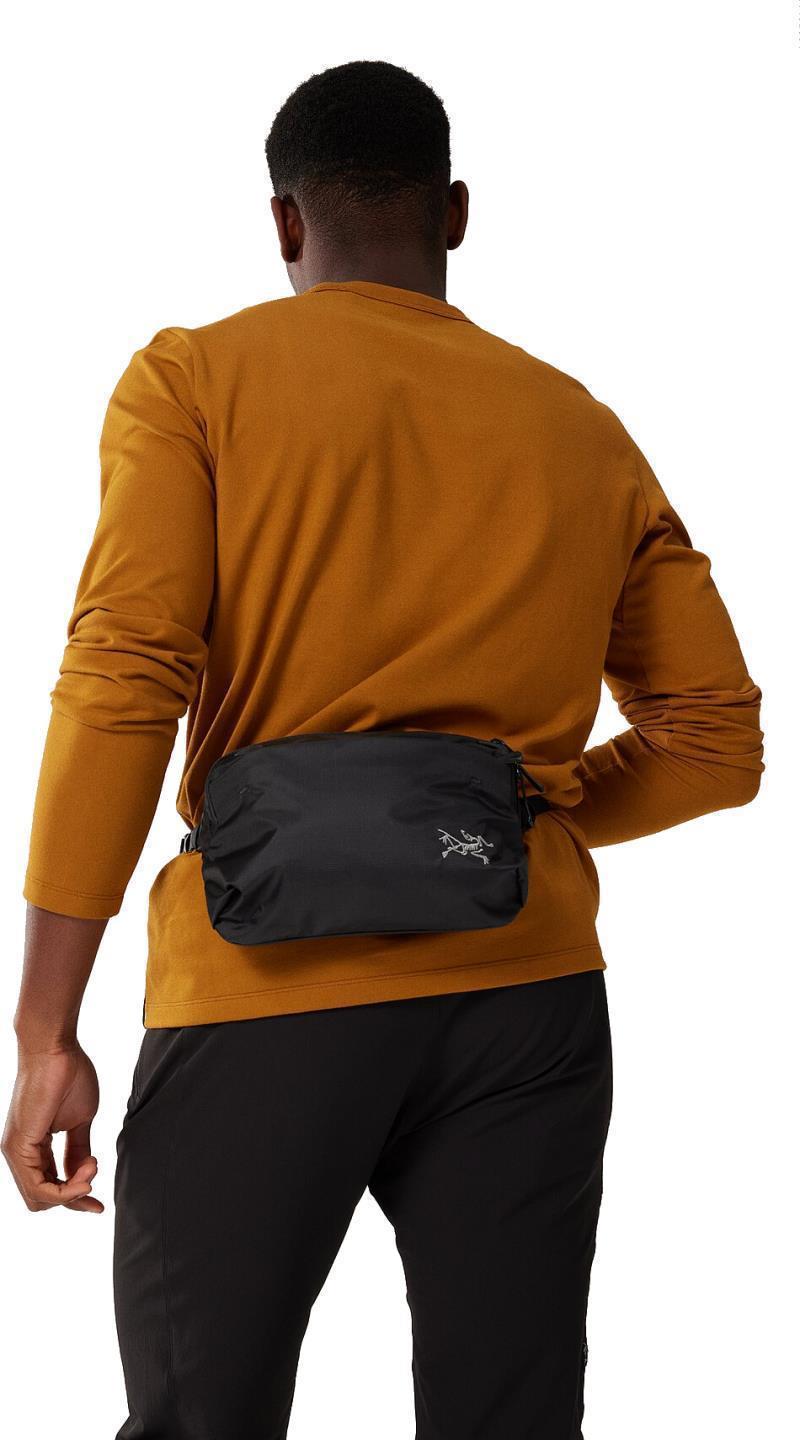 Heliad 6L Crossbody Bag - Black 2