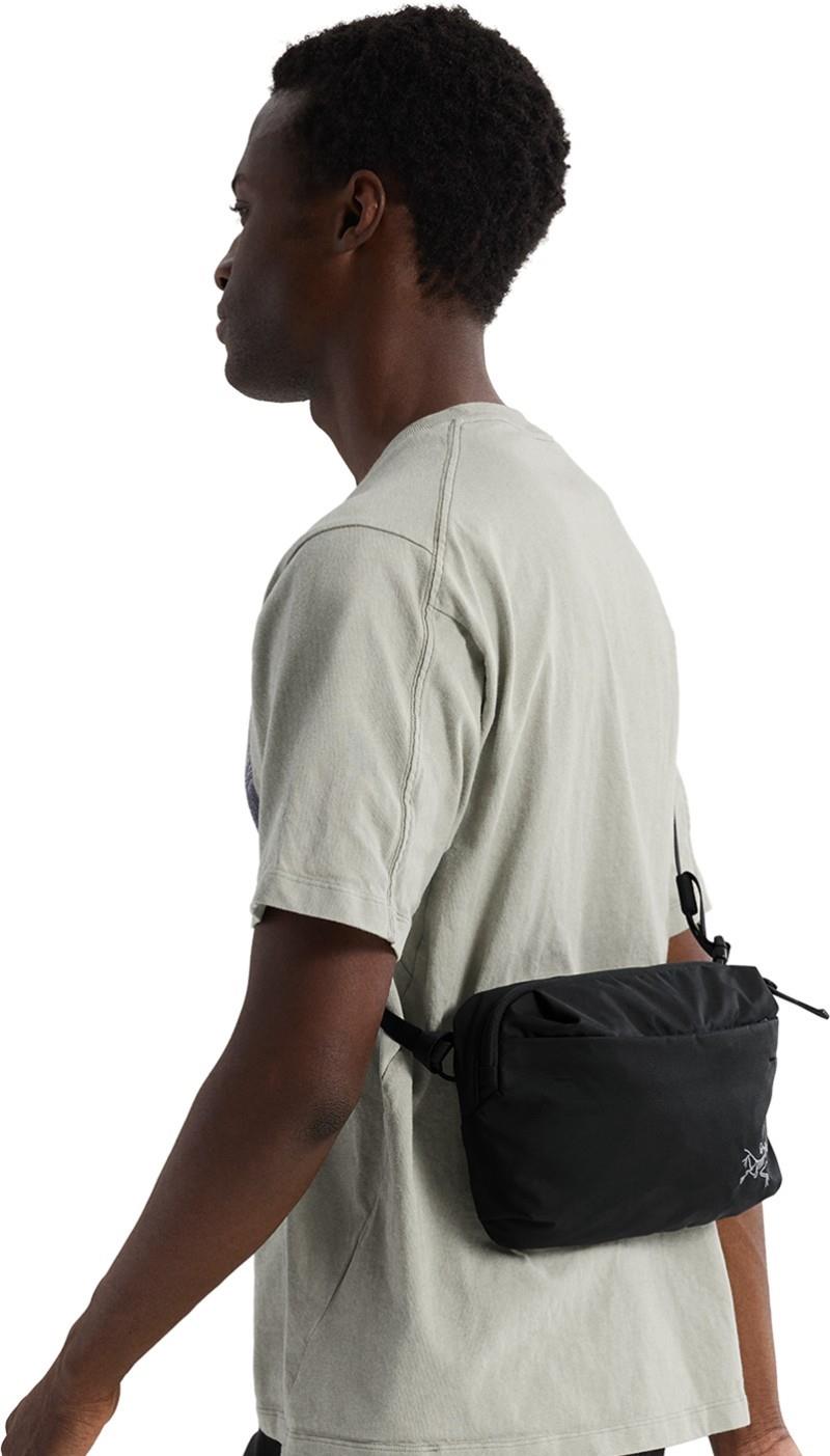 Heliad Crossbody - black 1