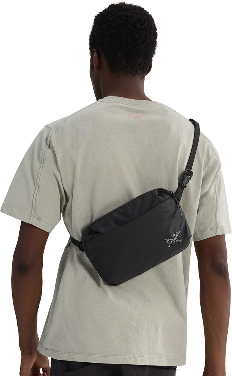 Heliad Crossbody - black 1
