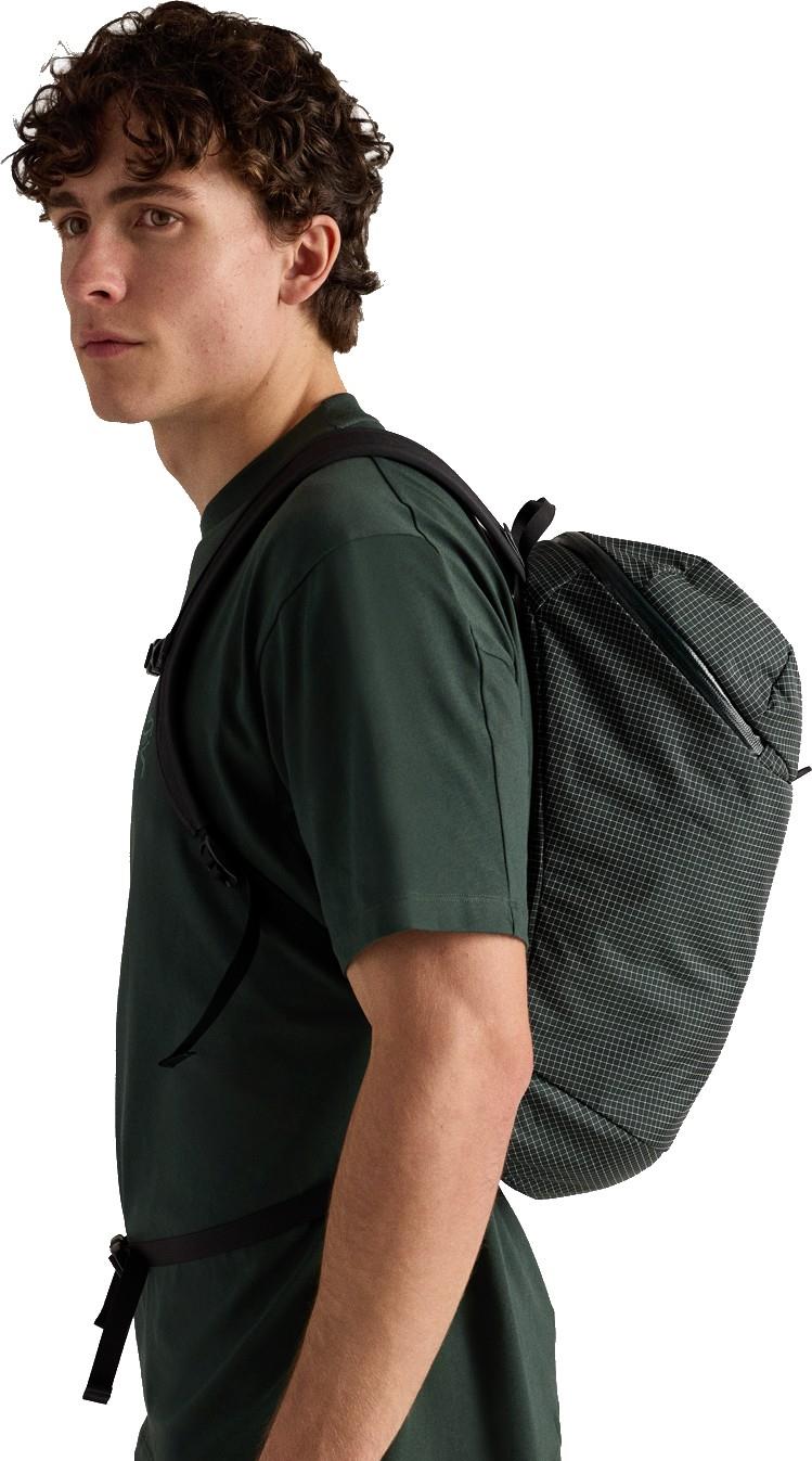 Konseal 15 Backpack - dark jade 1