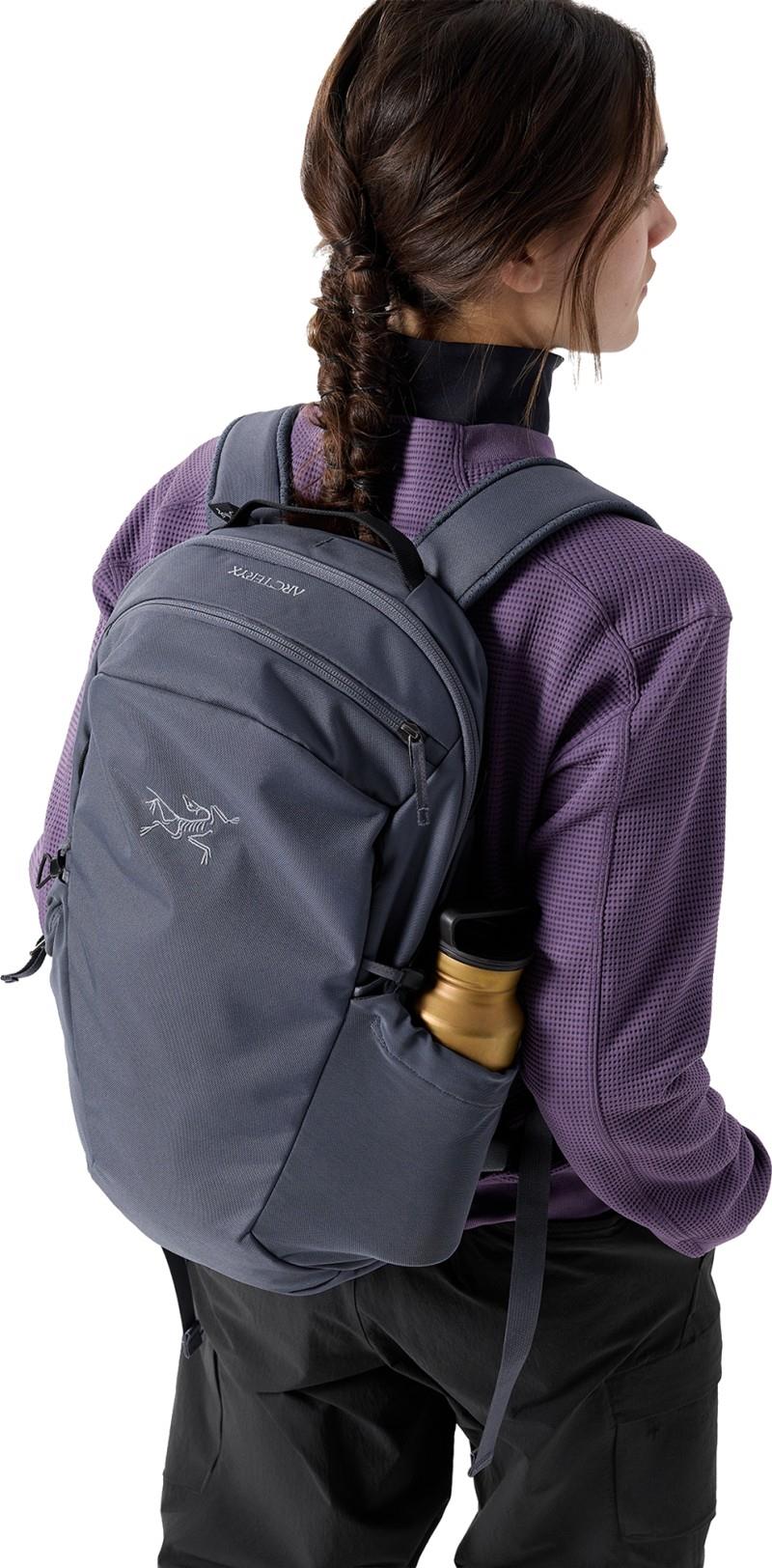 Mantis 16 Backpack - dark stratus 1