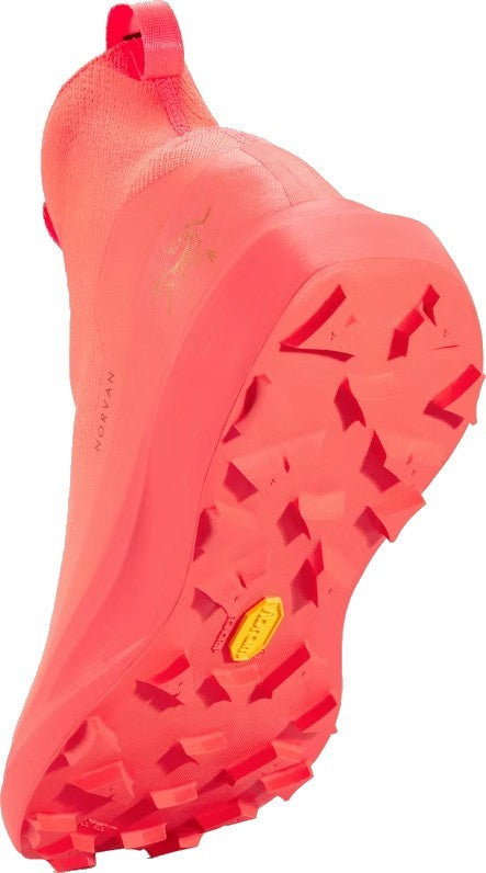 Norvan 4 Nivalis - Womens - sour cherry / sour cherry 1
