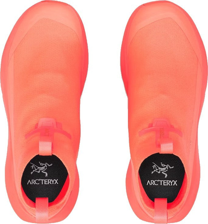Norvan 4 Nivalis - Womens - sour cherry / sour cherry 1