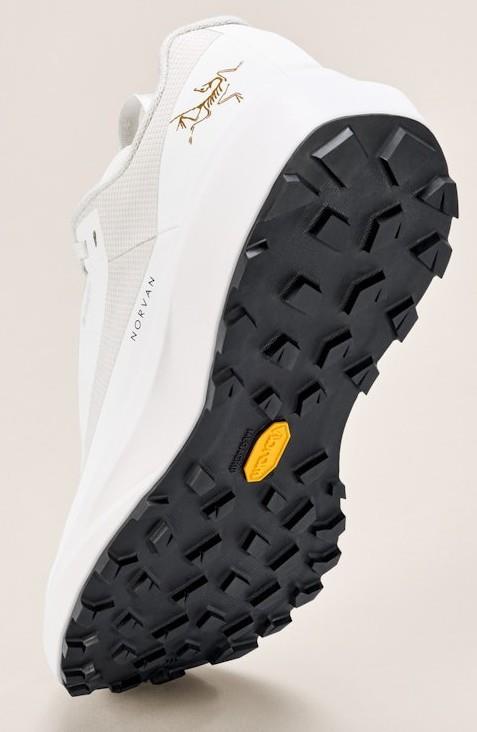 Norvan LD 4 GTX - Womens - arctic silk / arctic silk 1