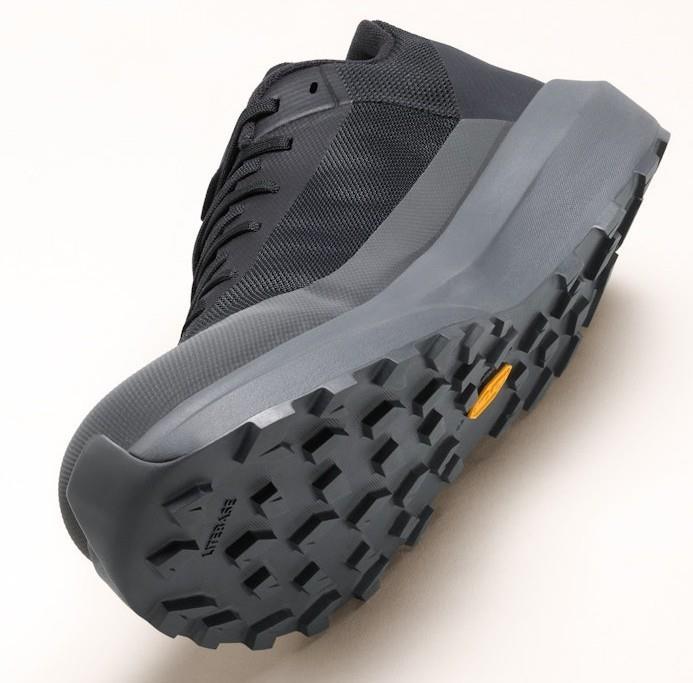 Norvan LD 4 - Womens - black / graphite 1