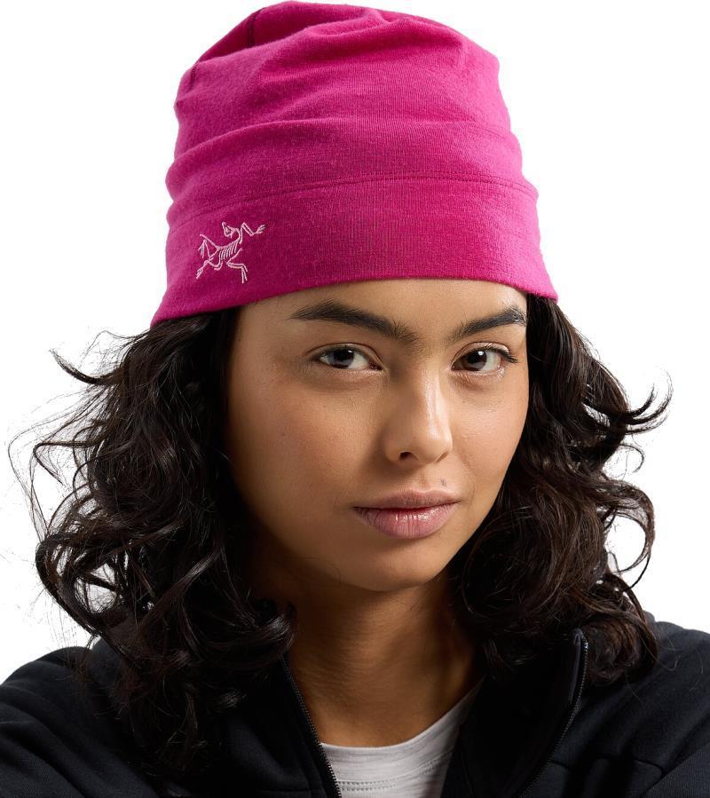 Rho Lightweight Wool Toque - Amaranthus 2