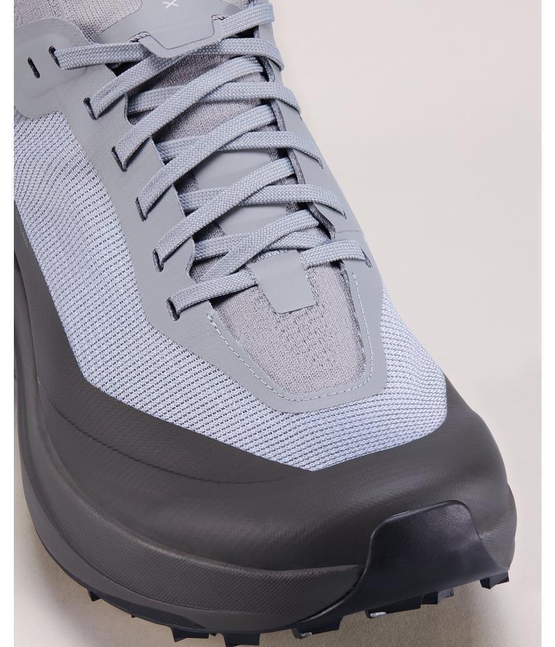 Sylan - Womens - Smoke / Shark 2