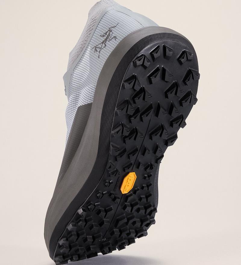 Sylan - Womens - Smoke / Shark 4