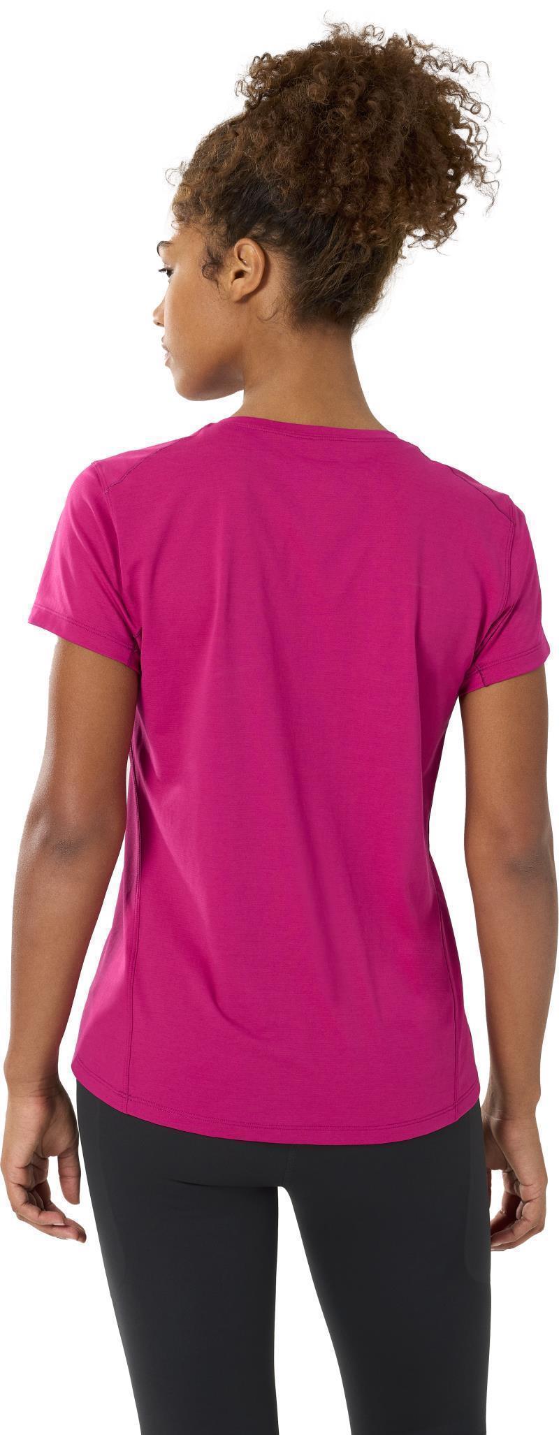 Taema Crew SS - Womens - Amaranthus Heather 3