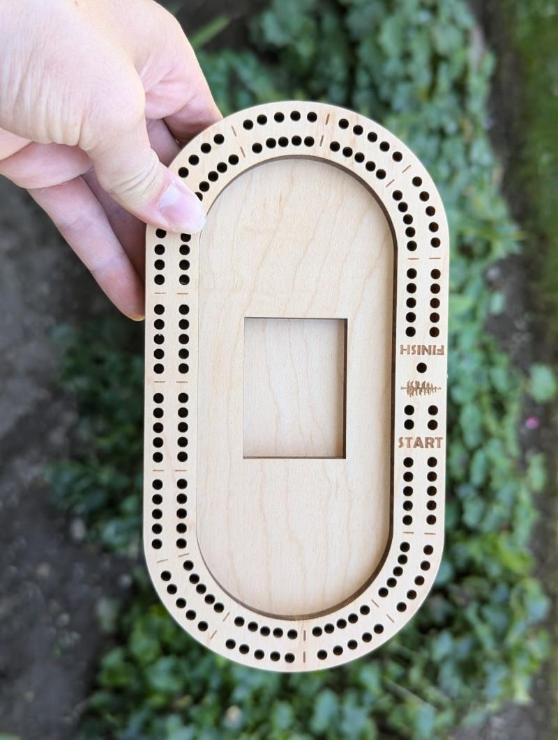 Travel Size Honeycomb / Bee Cribbage Board - not applicable 1