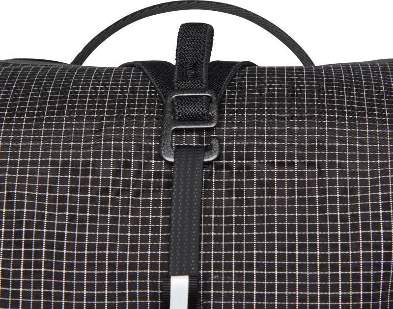 Distance 22 Backpack - Mens - black 1