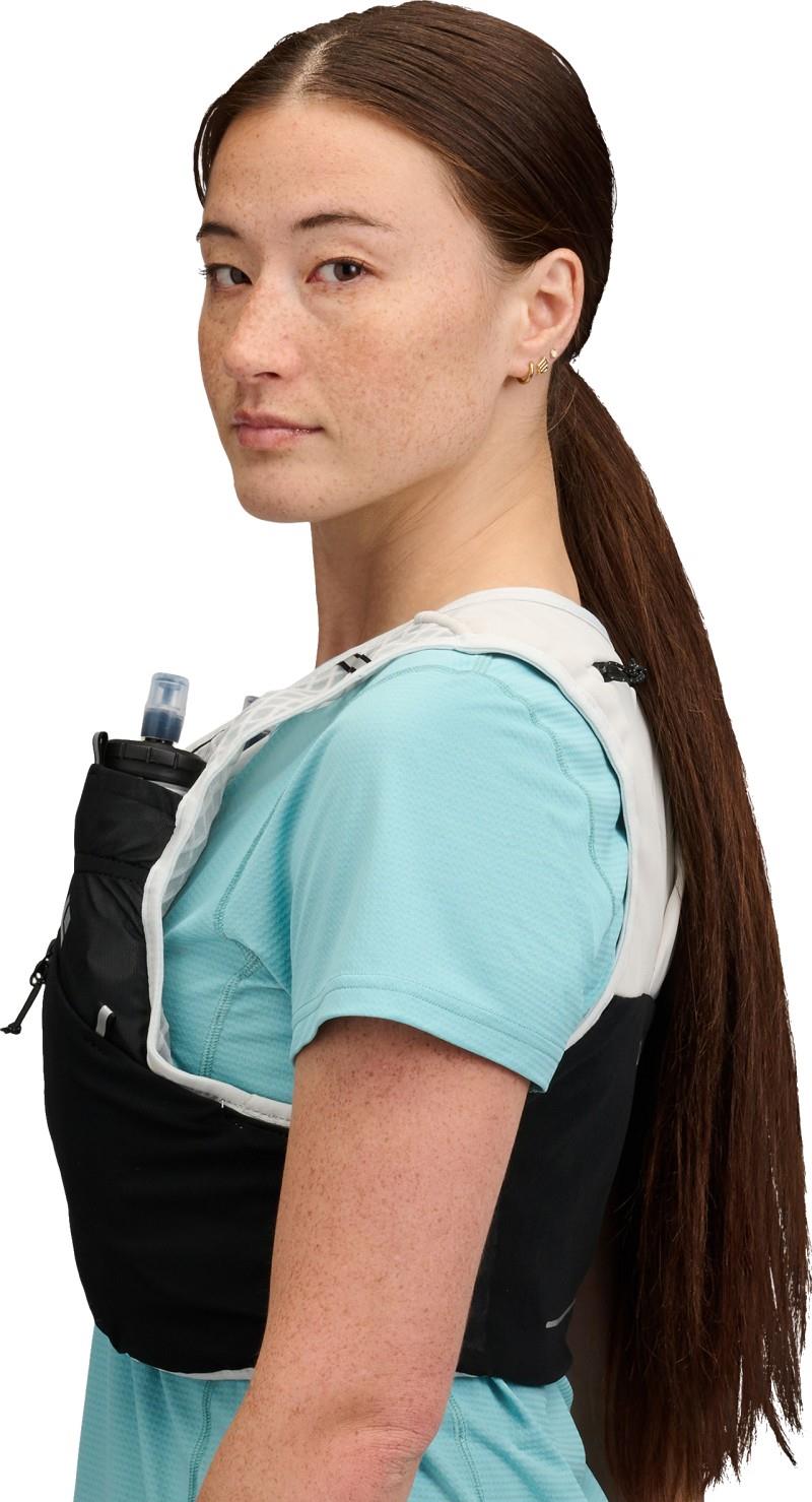 Distance 6 Vest - alloy 1