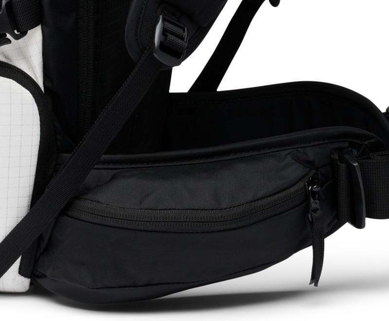 Helio 38 Backpack - chalk 1