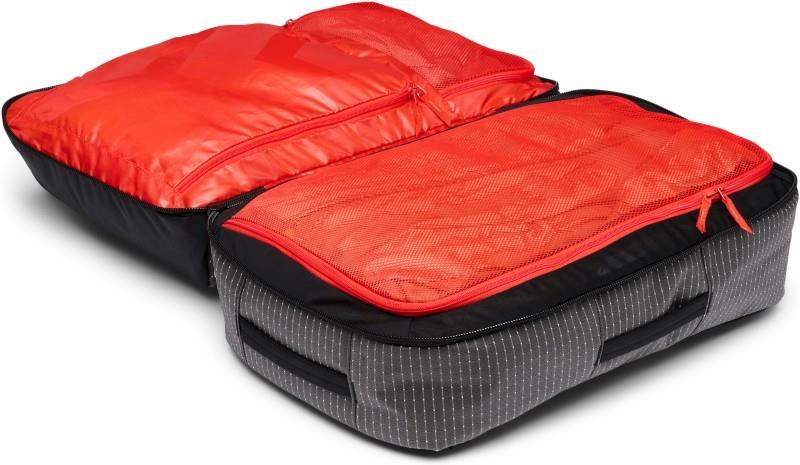 Stonehauler 40 L Travel Pack - black 1