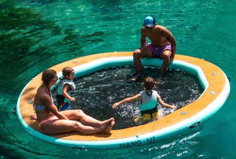 Hangout Water Hammock 10` - Classic 5