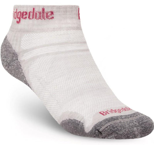 Hike Ultralight Merino Preformance Ankle Socks - Mens - black / grey 1