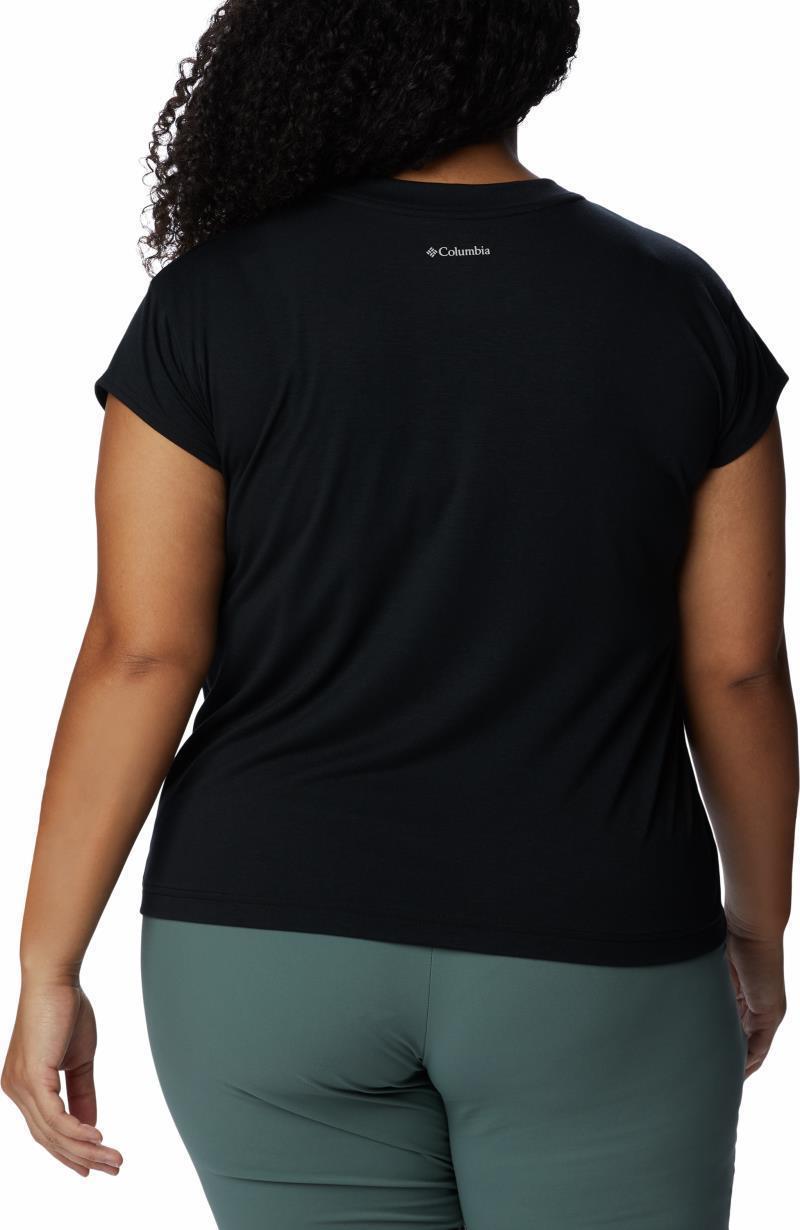 Boundless Beauty Tee - Plus - Womens - Black 2