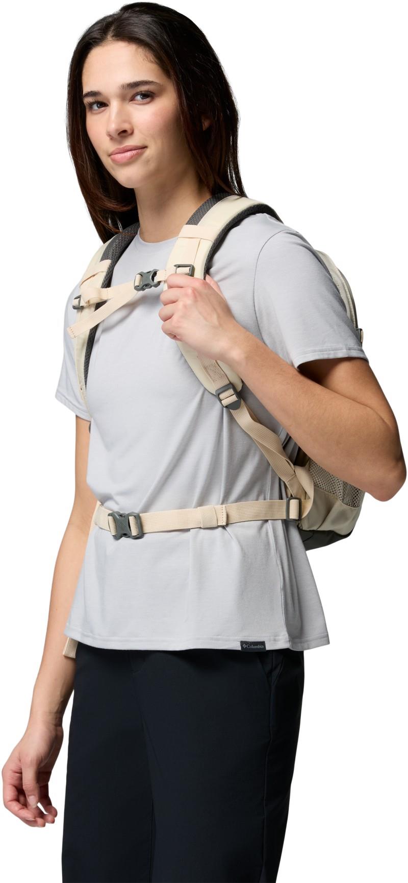 Castle Crest 20L Backpack - chalk 1