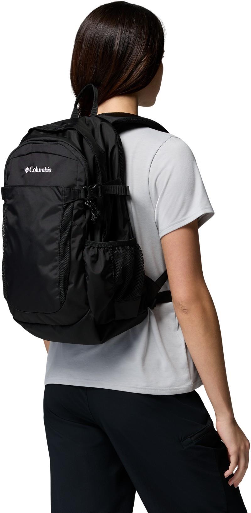 Castle Crest 25L Backpack - black 1