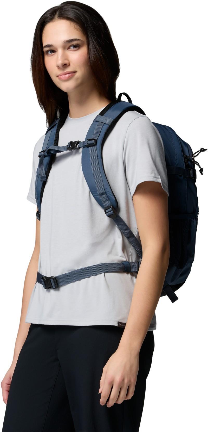 Castle Crest 25L Backpack - nocturnal 1