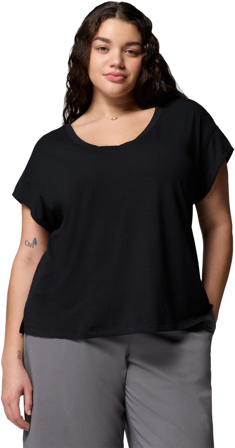 Daniela Falls V-Neck SS Tee, Extended - Womens - black 1