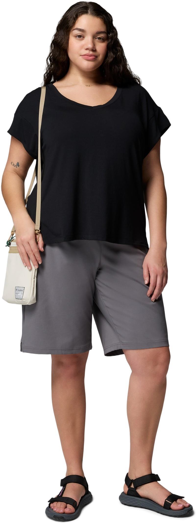 Daniela Falls V-Neck SS Tee, Extended - Womens - black 1