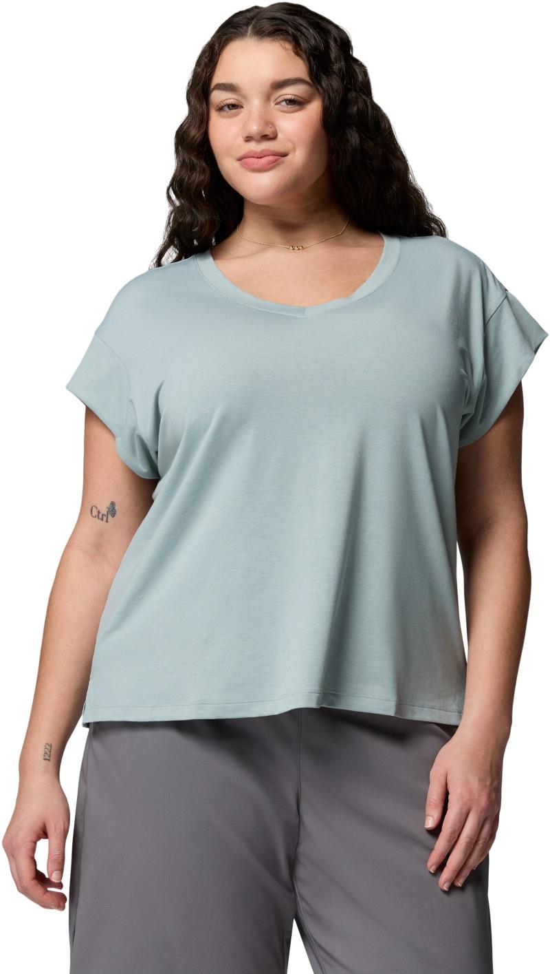 Daniela Falls V-Neck SS Tee, Extended - Womens - crushed blue 1