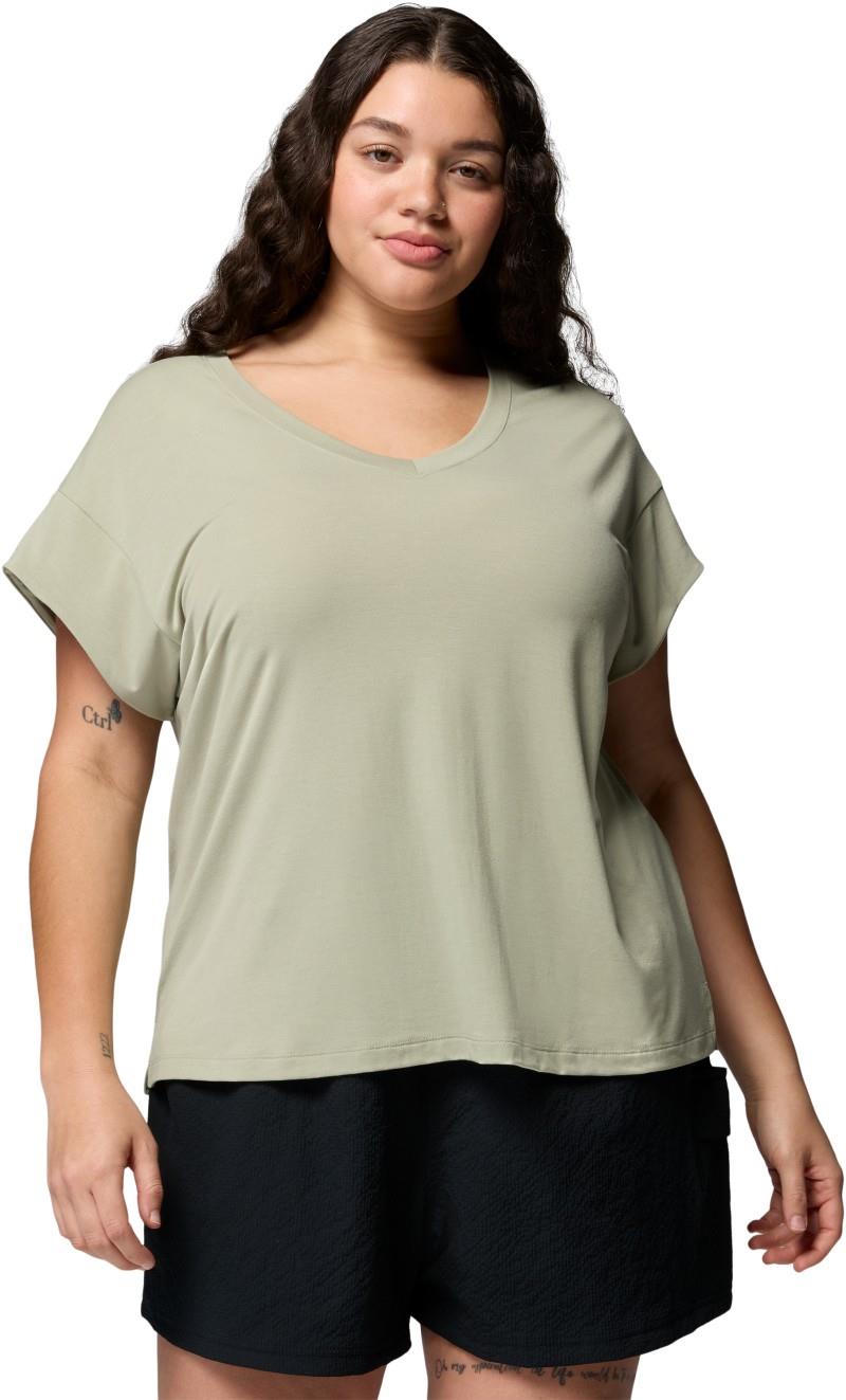Daniela Falls V-Neck SS Tee, Extended - Womens - safari 1