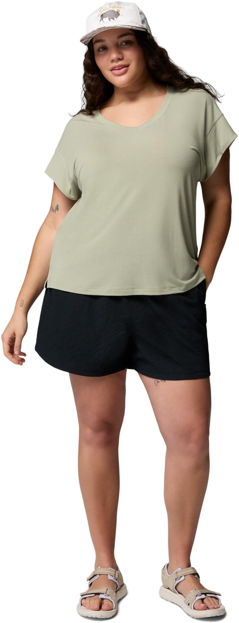 Daniela Falls V-Neck SS Tee, Extended - Womens - safari 1