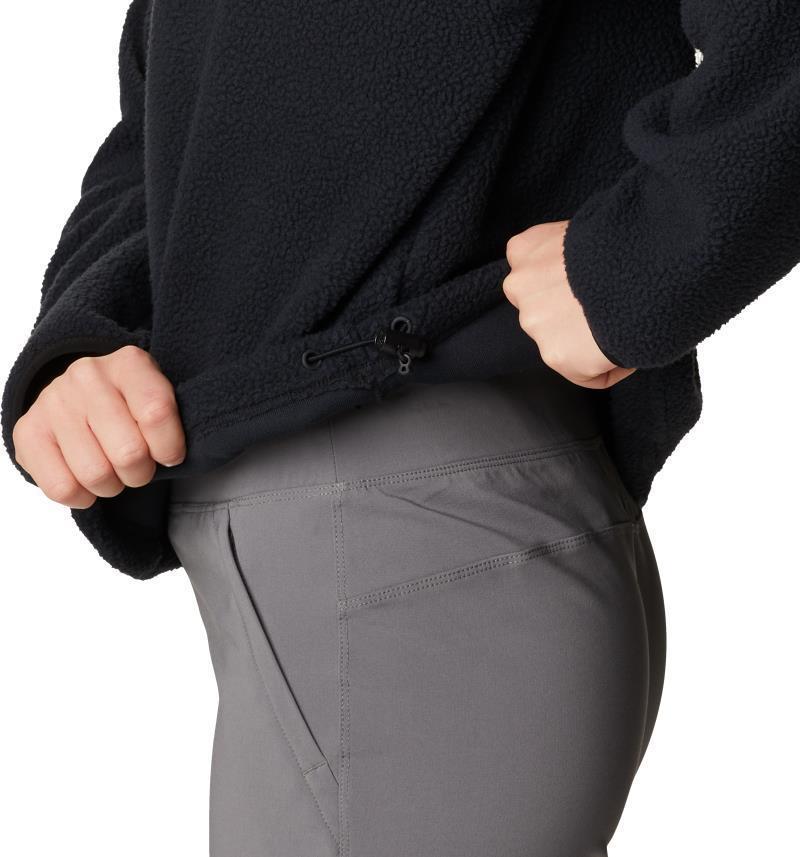 Helvetia Cropped Half Snap - Womens - Black 5