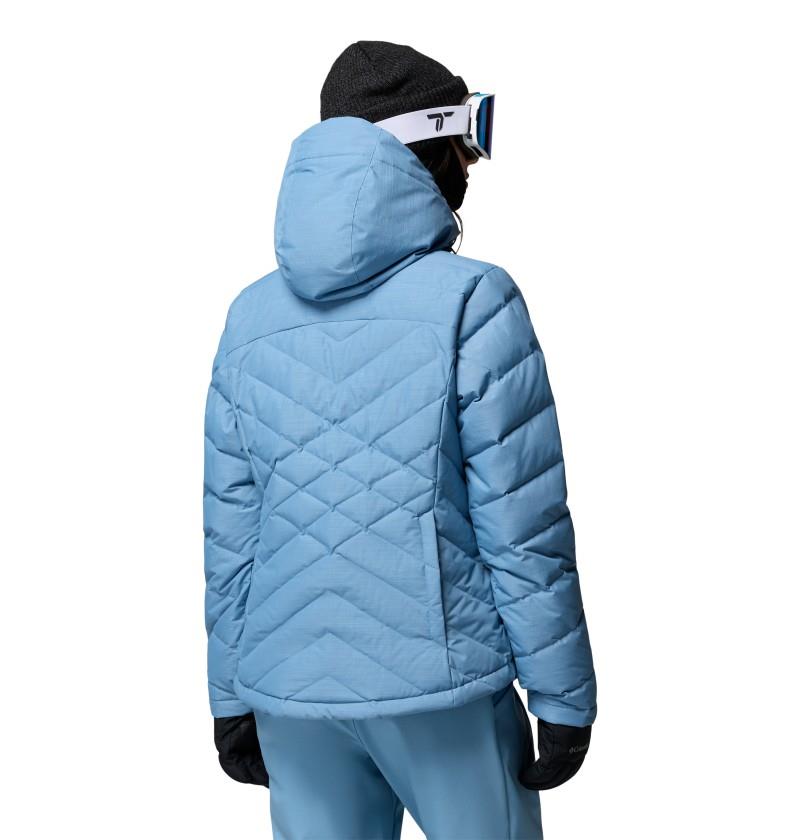 Lay D Down V Jacket - Womens - rainy day 1
