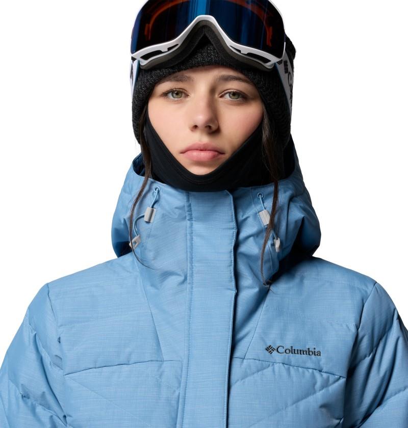 Lay D Down V Jacket - Womens - rainy day 1