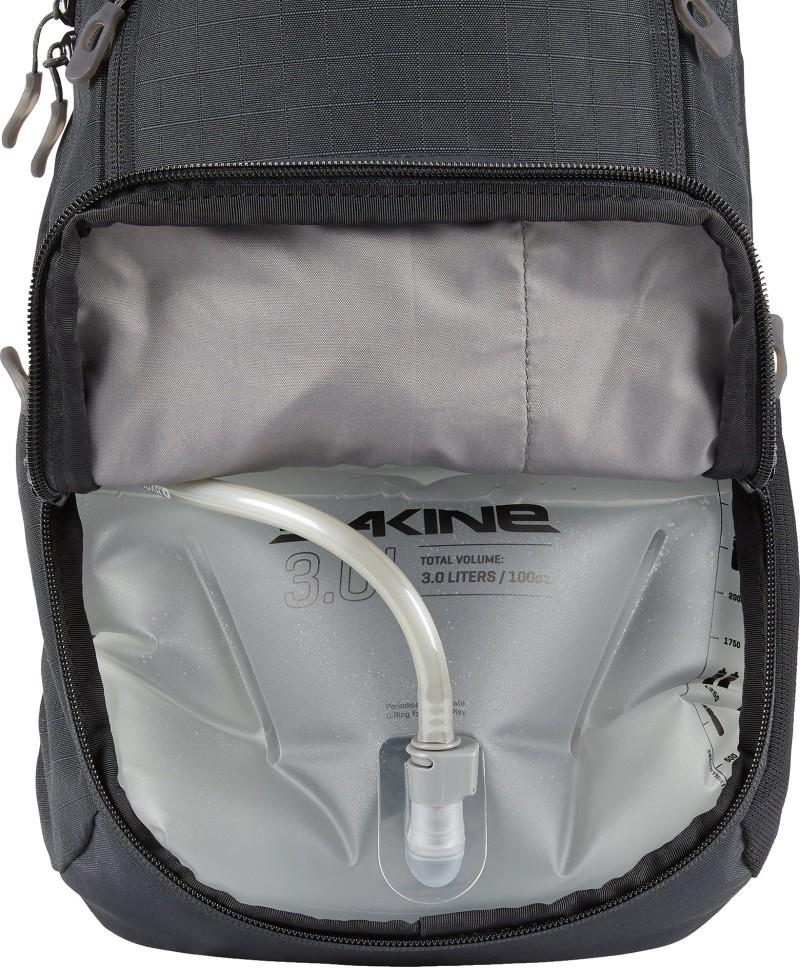 Syncline Backpack 12L - Mens - black 1