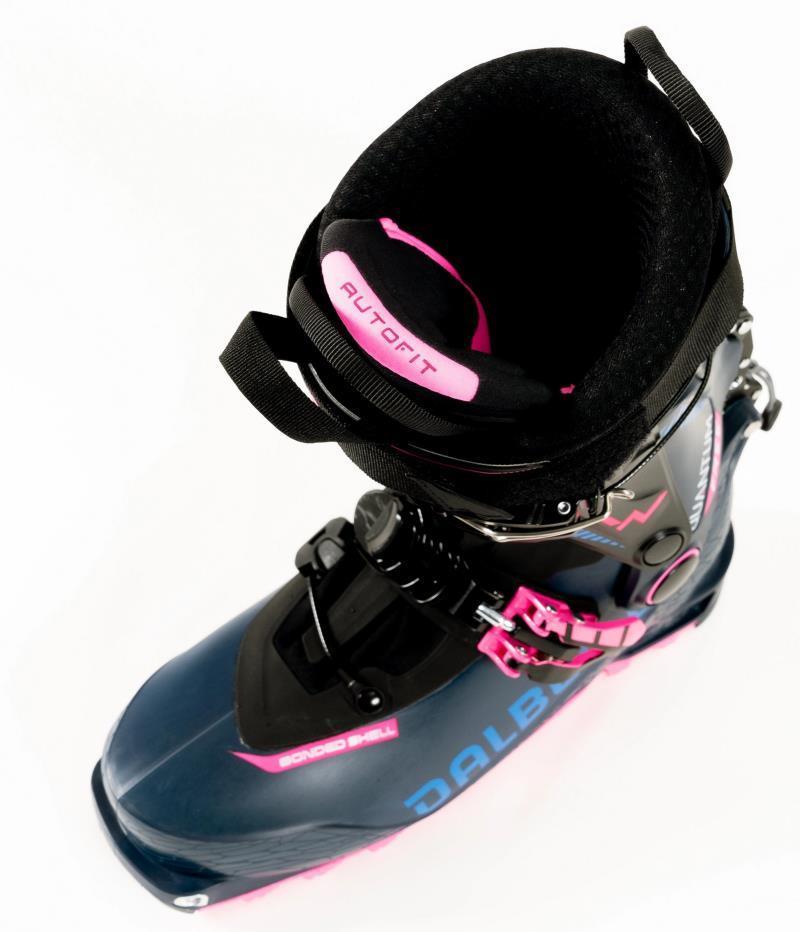 Quantum Free - Womens - Dark Blue / Fluo Pink 3