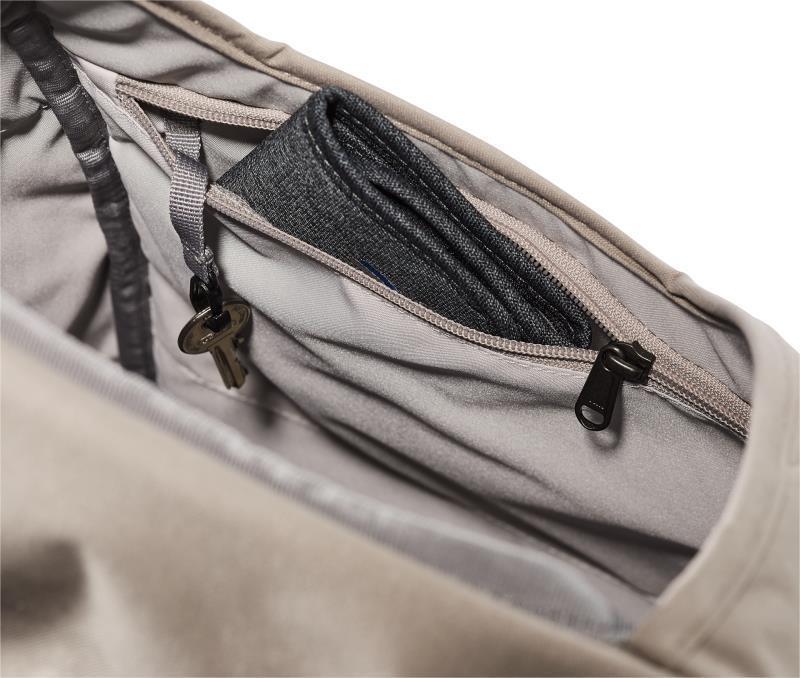 UP Sydney - stone / pepper 1