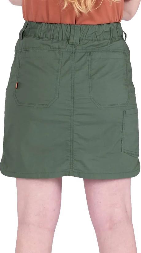 Compass CoolSwap Cargo Skort - aventurine green 1
