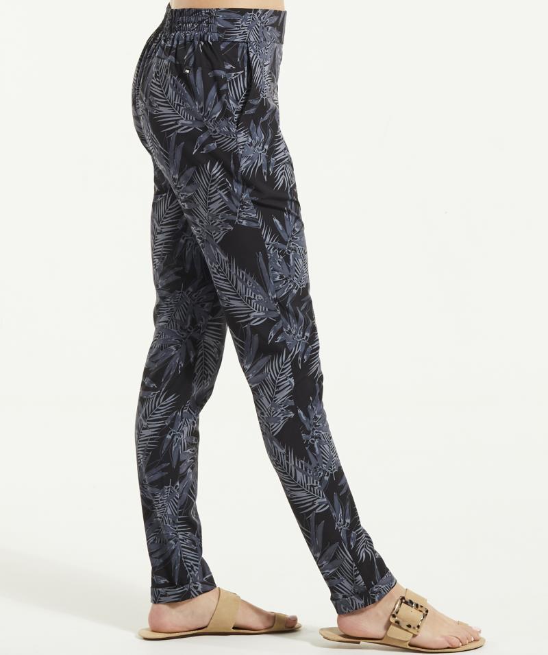 Jib Pants - Womens - black jungle 1