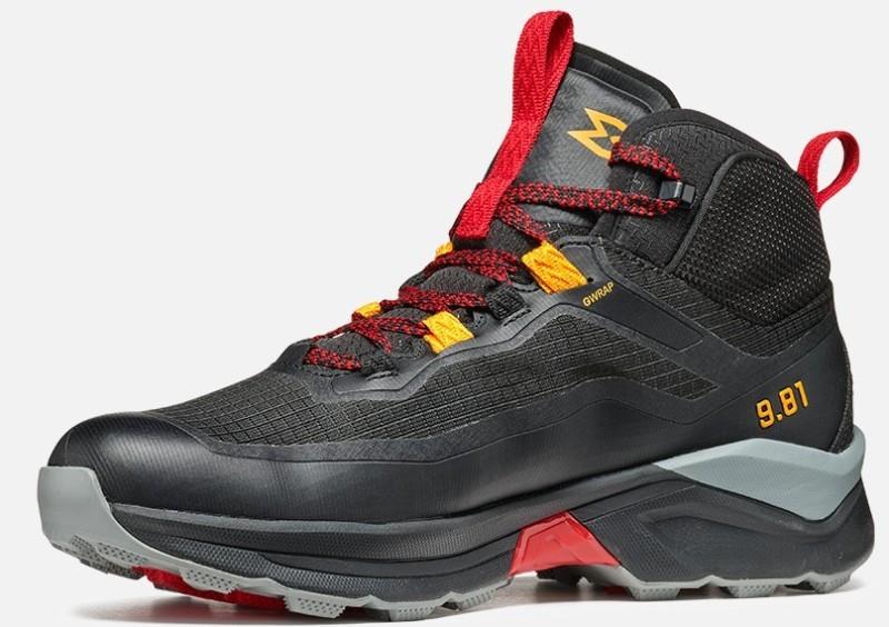 9.81 Engage Mid GTX - Unisex - black / garmont orange 1