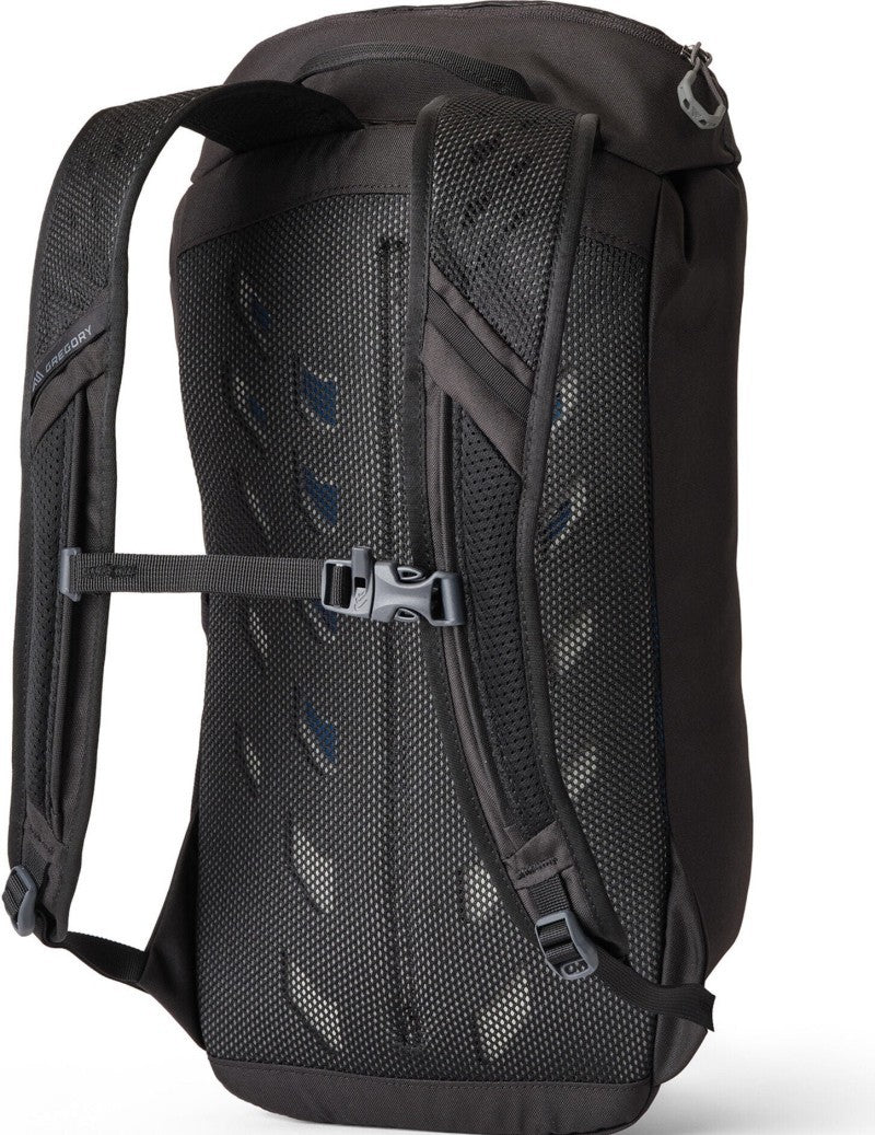 Nano 16 - optic black 1